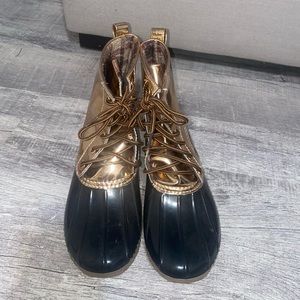 Winter boots